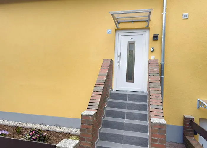 Immostay M#6 Maisonette- Apartment, Wifi & Parken, Parkanlage, 4K Tv