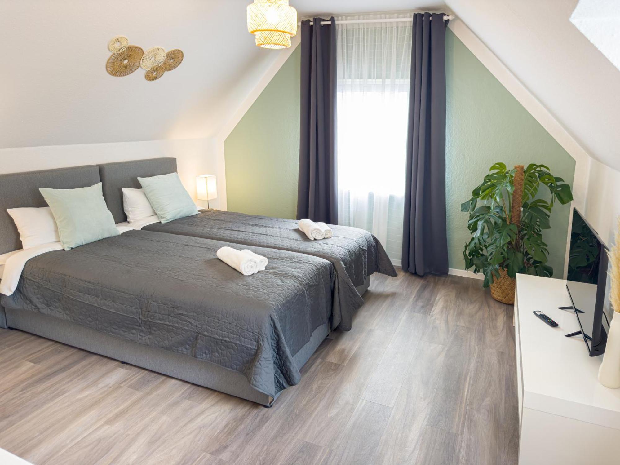 Immostay M#6 Maisonette- Apartment, Wifi & Parken, Parkanlage, 4k Tv