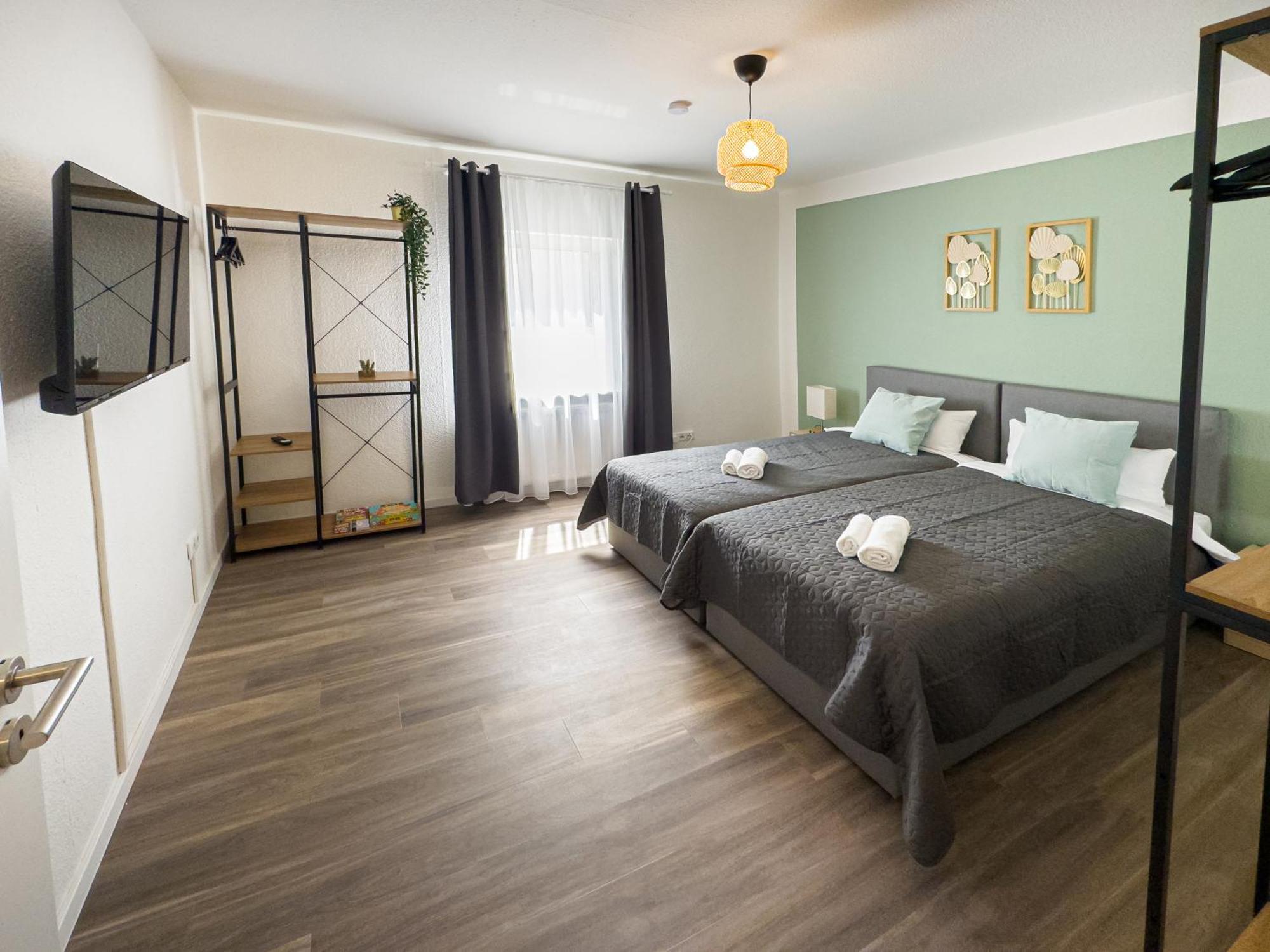 Immostay M#6 Maisonette- Apartment, Wifi & Parken, Parkanlage, 4k Tv