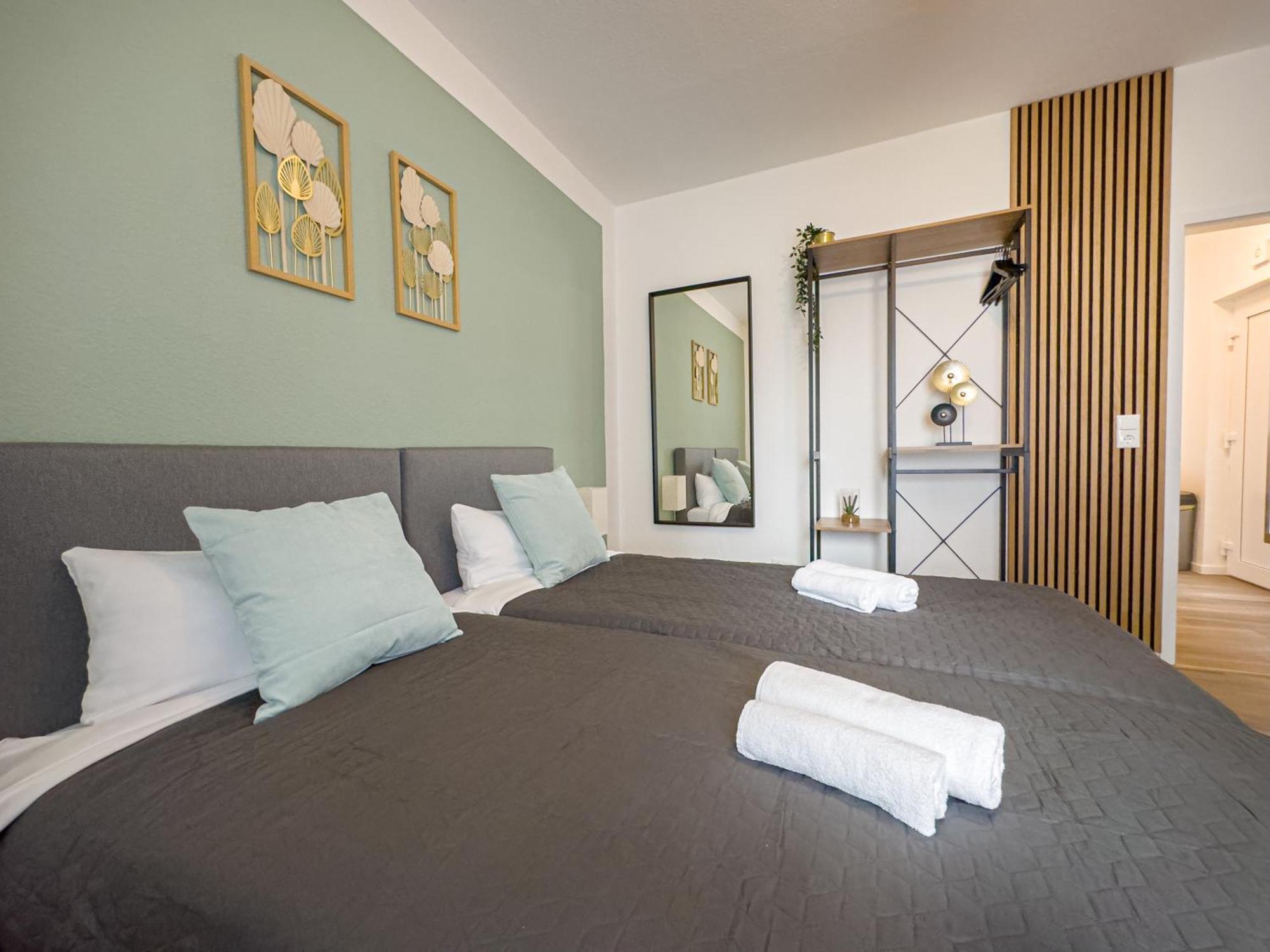 Immostay M#6 Maisonette- Apartment, Wifi & Parken, Parkanlage, 4k Tv