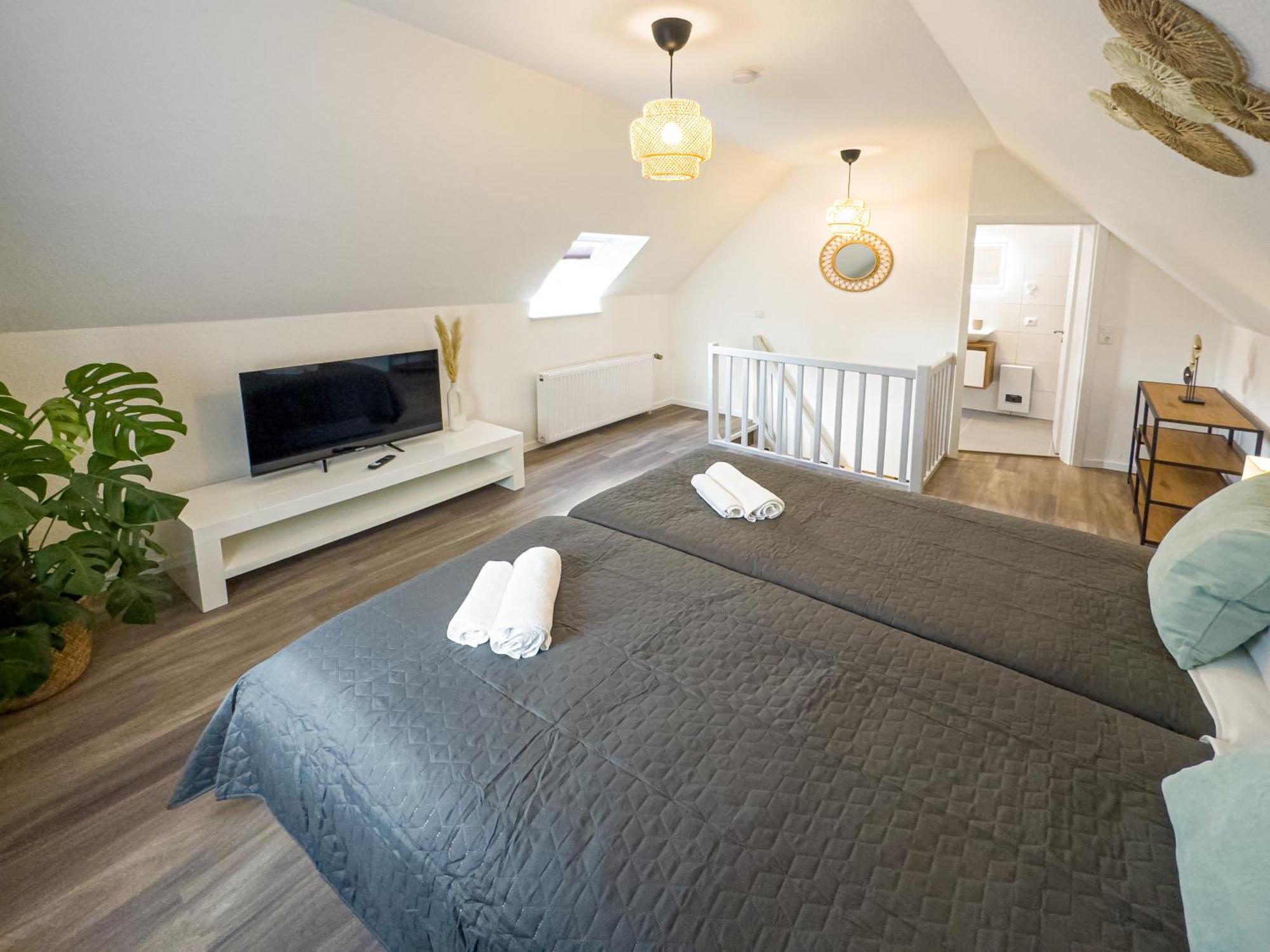 Immostay M#6 Maisonette- Apartment, Wifi & Parken, Parkanlage, 4k Tv Apartment